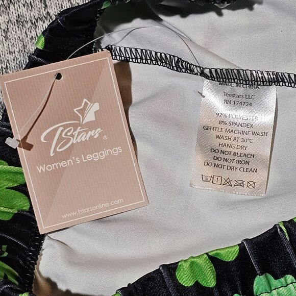 NWT Tstars Black Leggings with a Green 3-Leaf Clover Sz Small - Picture 3 of 7